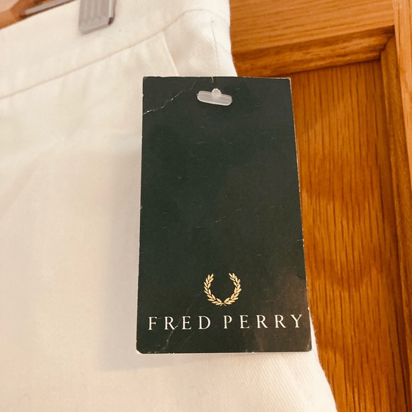 Vintage deadstock Fred Perry Men’s Tennis shorts. Size is 36” - Picture 3 of 10